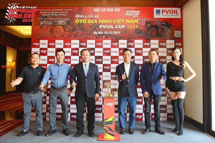 Journey of PVOIL VOC 2021 [6] Meeting with the press before the Vietnam off-road auto racing tournament PVOIL CUP 2021 starts.