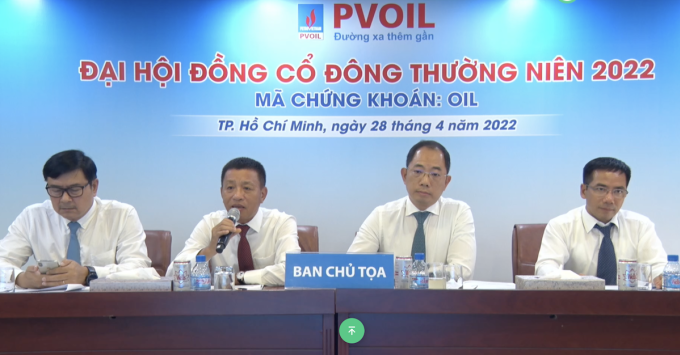 PVOIL cân nhắc cho phép sạc điện ở cây xăng