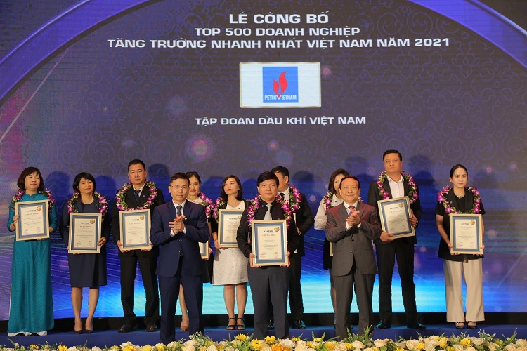 Xuất sắc “đi ngược dòng”, Petrovietnam tiếp tục giữ vững vị trí Top 500 doanh nghiệp tăng trưởng nhanh nhất Việt Nam