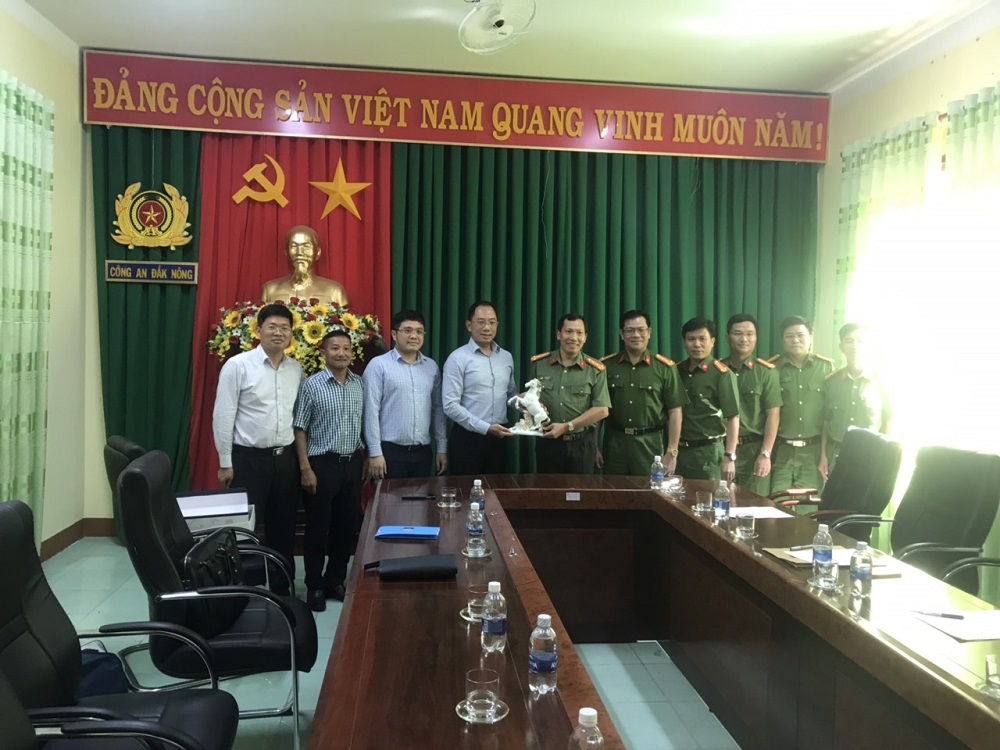 PVOIL Leaders congratulated Dak Nong Public Security for discovering petroleum fraud