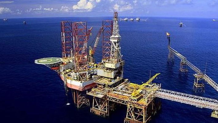 Vietnam’s crude oil export hit 2 billion USD this year