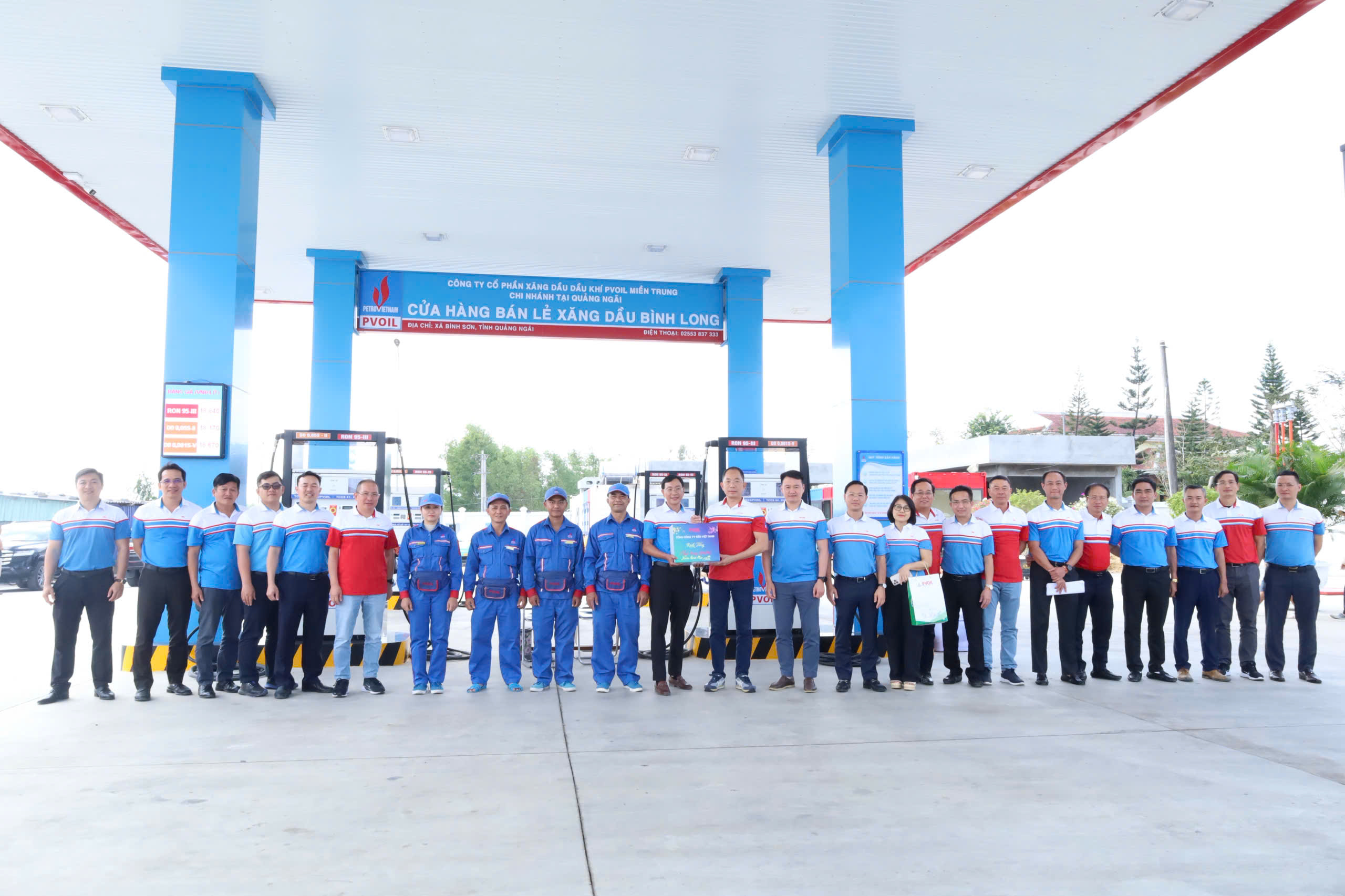 Lãnh đạo PVOIL thăm, chúc Tết người lao động khu vực miền Trung, Tây Nguyên